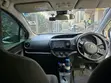 Toyota Vitz 1.3 FWD 5dr 2018 Nyeupe - 3
