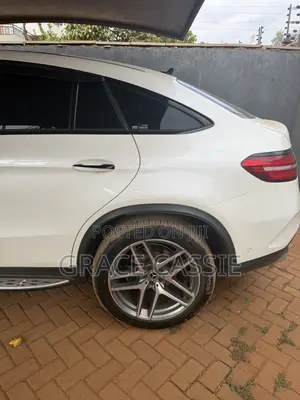 Mercedes-Benz GLE 350d 4MATIC 2017 White