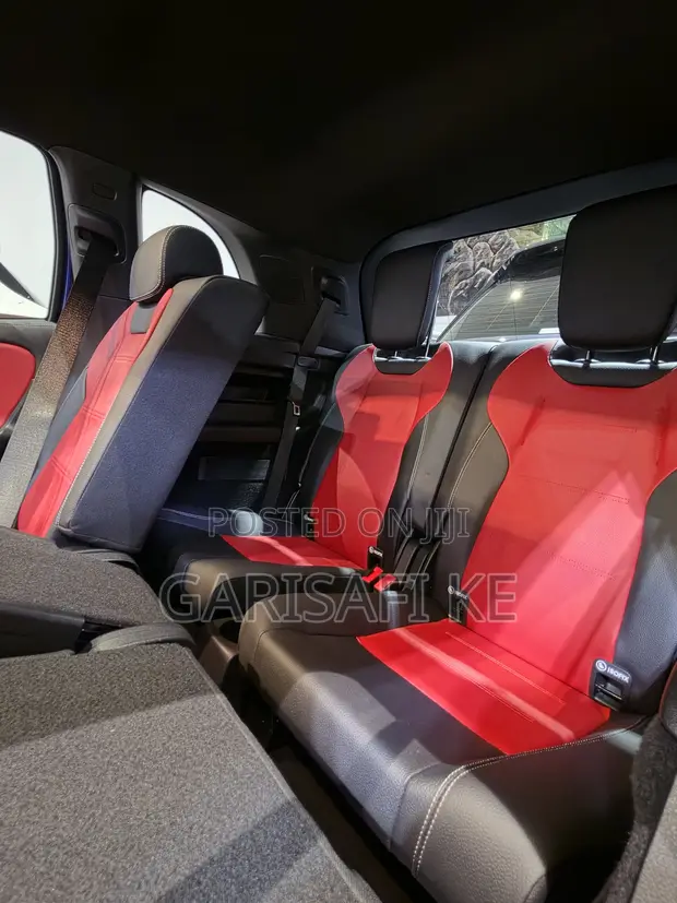Mercedes-Benz GLB35 AMG 2021 - 1
