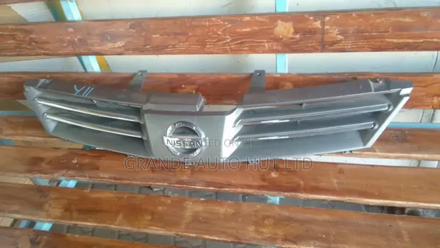 Nissan Wingroad Y11 Grill - 1