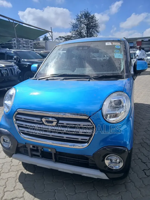 Daihatsu Cast 2019 Blue - 1