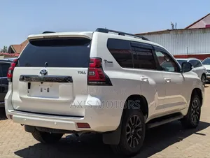 Toyota Land Cruiser Prado 2.8 TX-L 2022 White