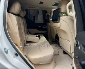 Toyota Land Cruiser 2023