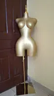 Mannequin ya BBL ya Dhahabu - 4