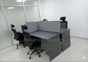 4-Way Workstation na Viti vya Mikutano