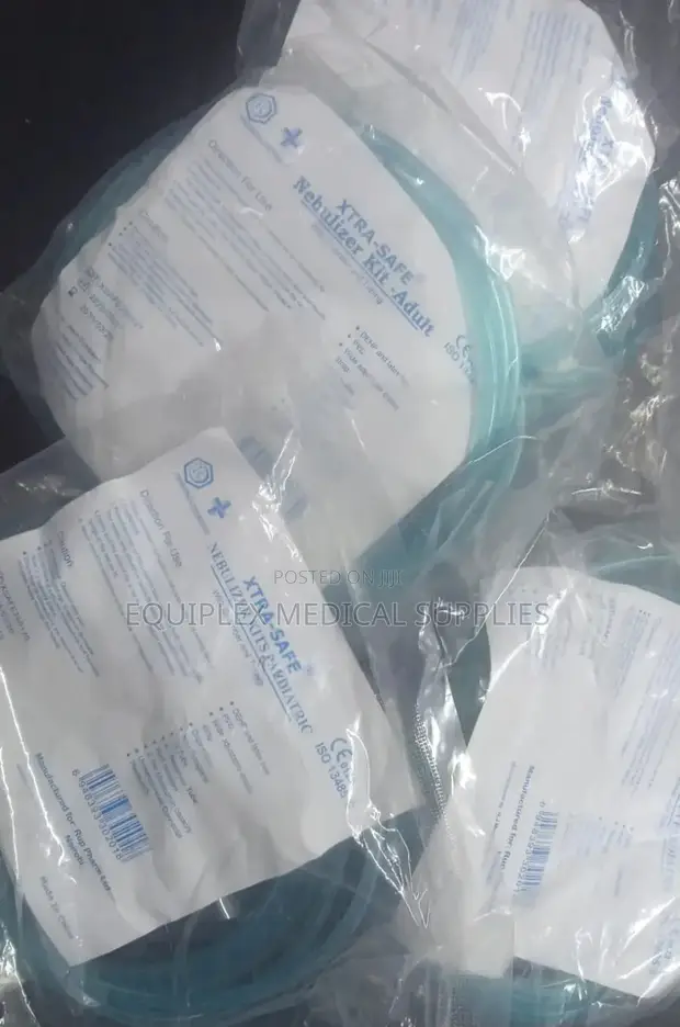Pediatric Oxygen Mask for Supplemental Oxygen Delivery - 1