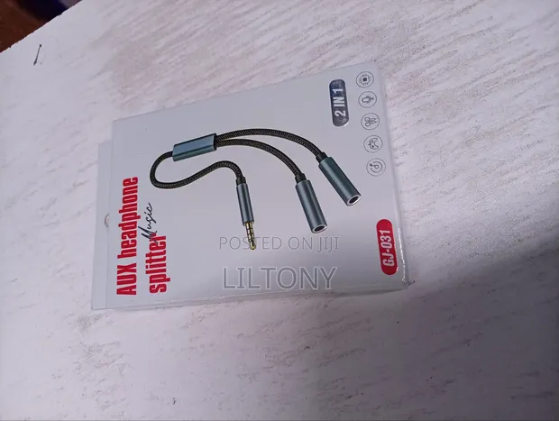 3.5mm Audio Splitter - Converts One Port to Two Aux - 1