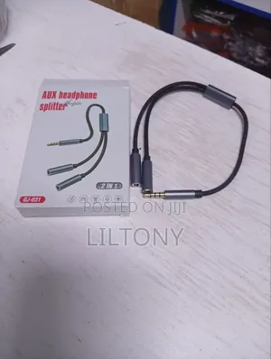 3.5mm Audio Splitter - Converts One Port to Two Aux