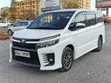 Toyota Voxy 2015 Nyeupe - 2