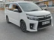 Toyota Voxy 2015 Nyeupe - 4