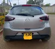 Mazda Demio 2015 Nyeupe - 1