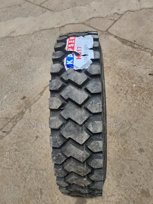 Tairi Mpya za Kapsen HS17 11R22.5