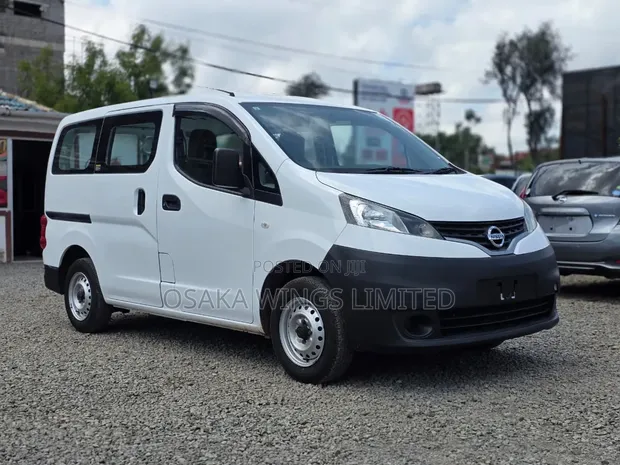 Nissan NV200 2019 Van ya Mizigo - 1