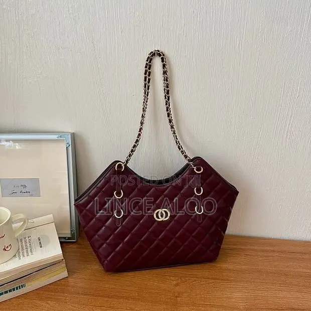 Mkoba wa Mabega wa Kifahari - Faux Leather - 1