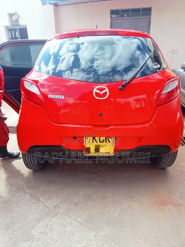 Mazda Demio 2009 Red - 1
