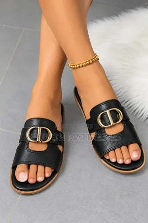 New Ladies' Leather Sandals 37-41