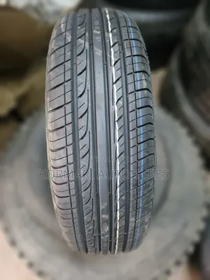 Tairi ya Townhall 185/70R14