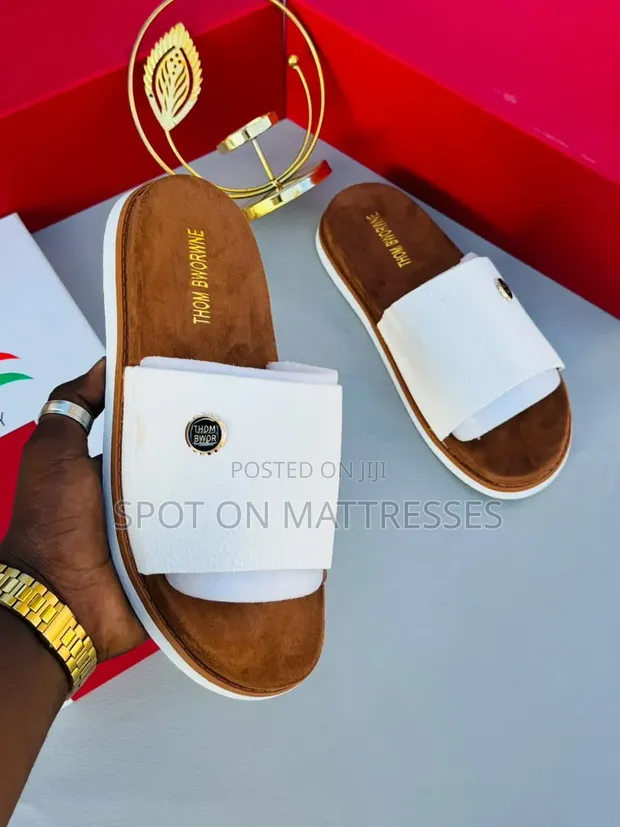 Sandali za Wanaume za Kawaida za Thom Browne - Size 40-45 - 1