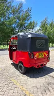 Piaggio 2024 Pikipiki Tatu - 2