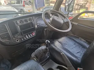 2011 Hyundai H350 Mini Truck