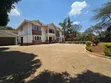 Nyumba ya Vyumba 5 vya Kulala kwa Upangaji Runda - 1