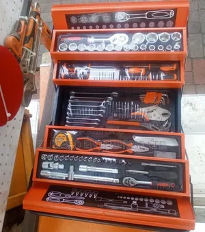 85 Piece Industrial Socket Wrench Set