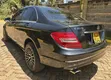 Mercedes-Benz C200 2011 Nyeusi - 4
