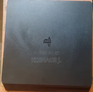 PlayStation 4 Slim 500GB na Kidhibiti 1 & Michezo 8
