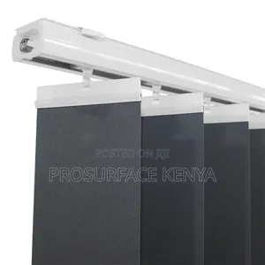Vertical Blinds kwa Kumalizia Mambo ya Ndani kwa Umaridadi