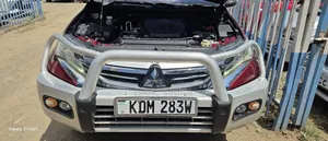 Mitsubishi Pajero Sport Exceed 2018 Maroon