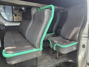 Toyota HiAce 2013 White