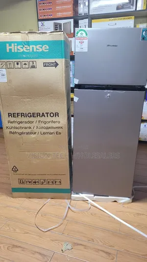 Friji la Hisense 205L Double Door Model REF205DR