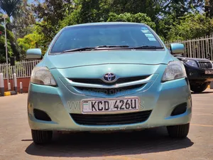 Toyota Belta 2008 Blue