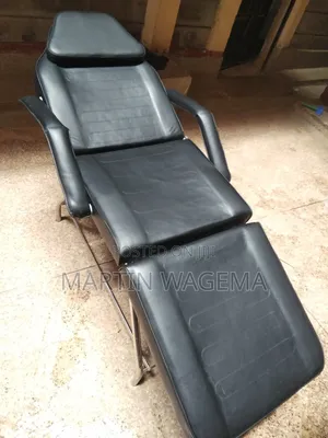 Tattoo/Massage Bed - GE Brand