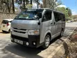 Toyota HiAce 2016 Nyeupe - 2