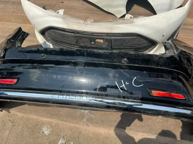 2016-2018 Toyota Harrier Rear Bumper - 1