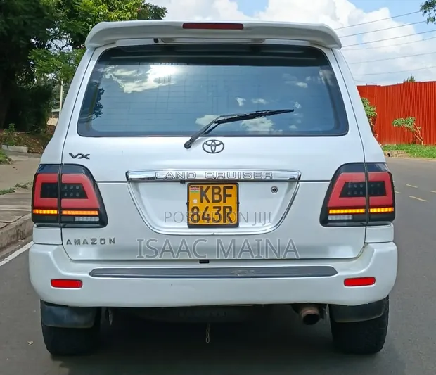 Toyota Land Cruiser Amazon 2002 White - 1