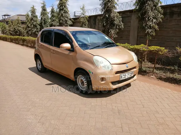 Toyota Passo 2012 Rangi ya Chungwa - 1
