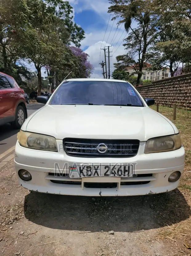 Nissan Cedric 2006 White - 1