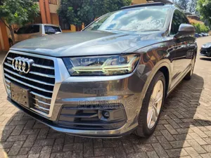 Audi Q7 3.0T Premium AWD quattro 2017 Grey