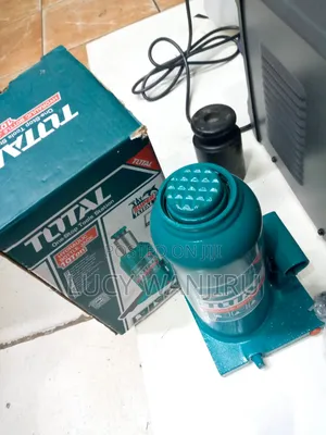 Total Hydraulic Bottle Jack 10T