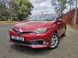Toyota Auris 2017 Hybrid Red - 3