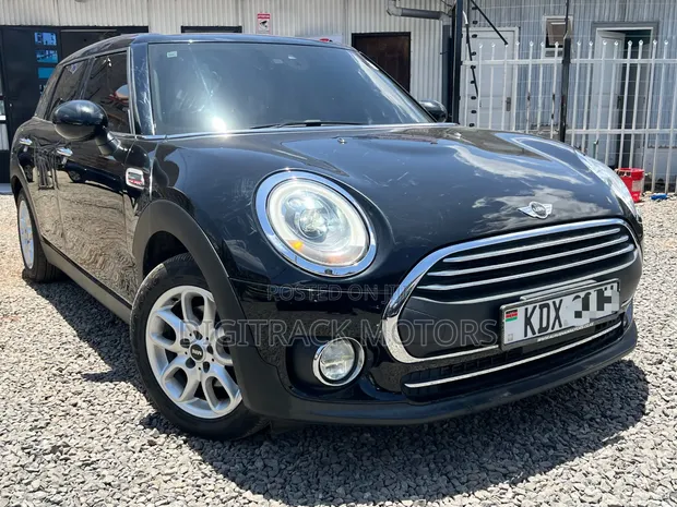 Mini Clubman 2019 Buckingham Edition - 1