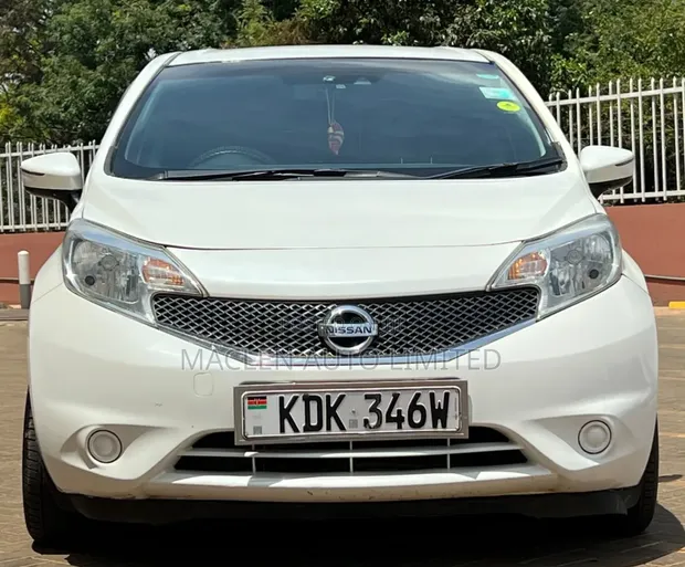 Nissan Note 2015 White - 1