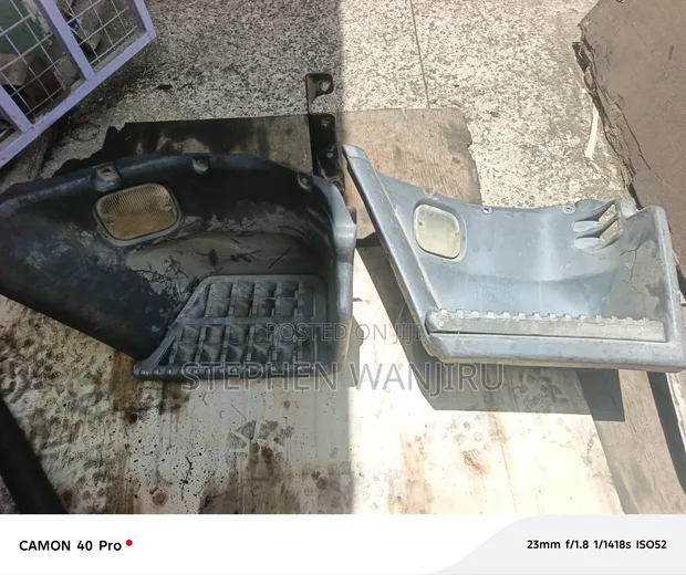 Isuzu Elf Truck Side Step - 1