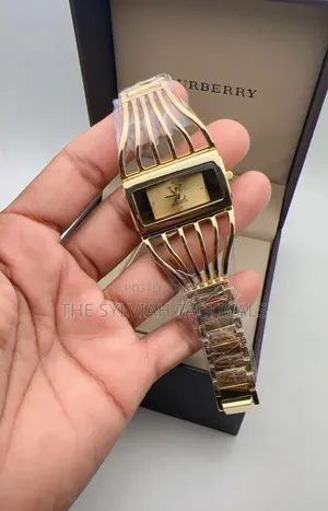 Saa ya Louis Vuitton LV kwa Ajili Yake