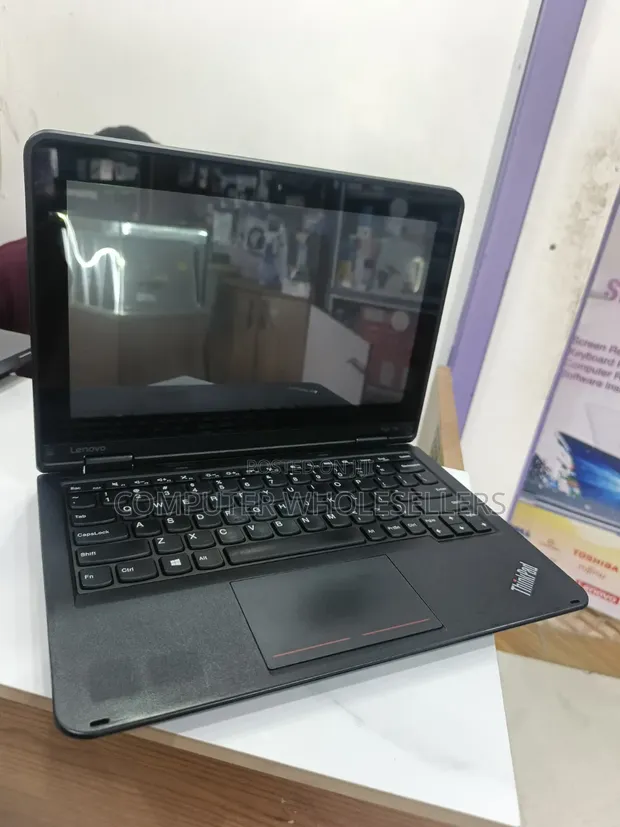 Lenovo Yoga 11e Laptop 4GB RAM, 128GB SSD, Intel Pentium - 1