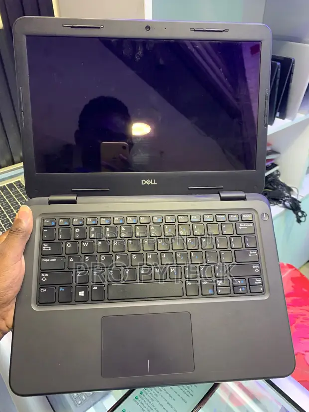 Dell Latitude 3300 Laptop - Core i5, 8GB RAM, 256GB SSD - 1
