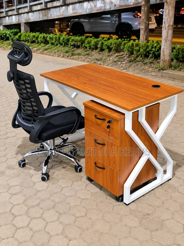 Modern Executive Office Desk with 3 Drawers & Ergonomic Chair - 1