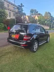 Mercedes-Benz M Class 2010 Black - 2